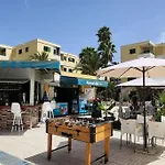 Las Olas Apartamentos